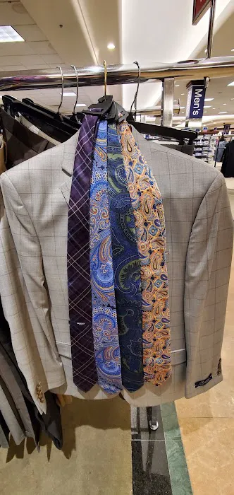Dillard's Clearance Center 3