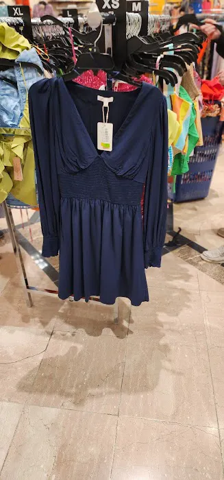 Dillard's Clearance Center 6