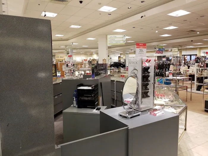 Macy's 4