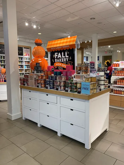 Bath & Body Works 4