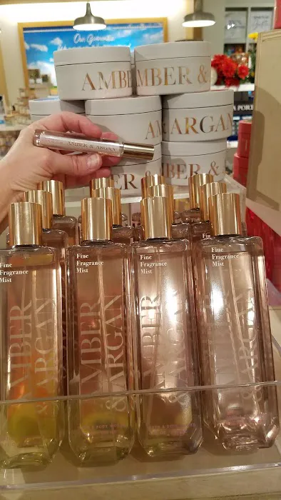 Bath & Body Works 1