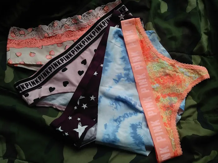 Victoria's Secret & PINK by Victoria's Secret 1