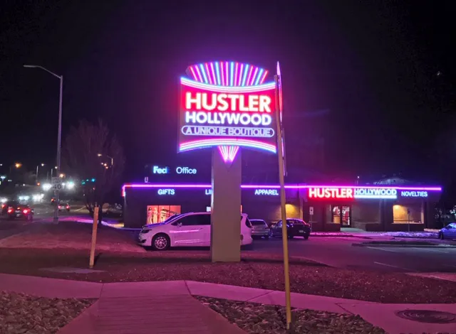 HUSTLER® Hollywood 3