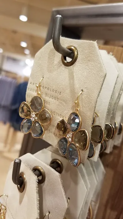 Anthropologie 7