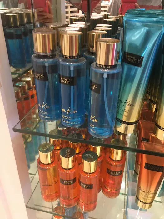 Victoria's Secret & PINK by Victoria's Secret 7