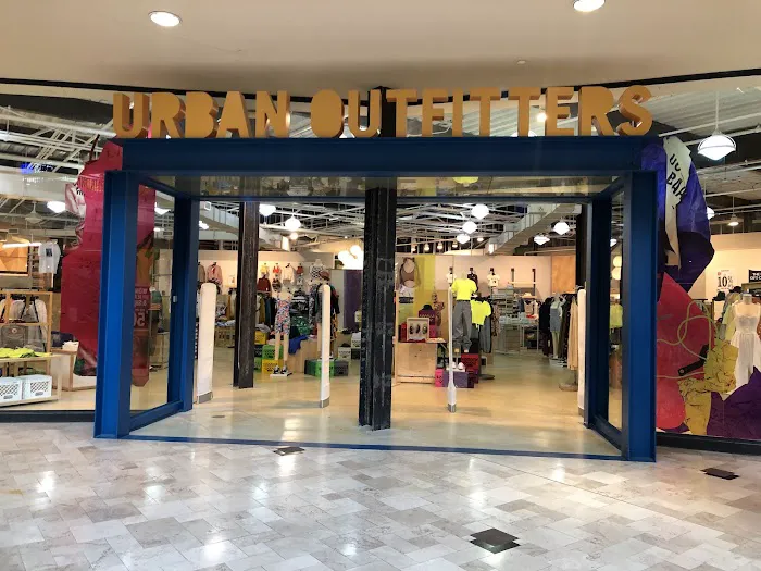 Urban Outfitters 3