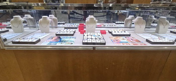 Macy's 9