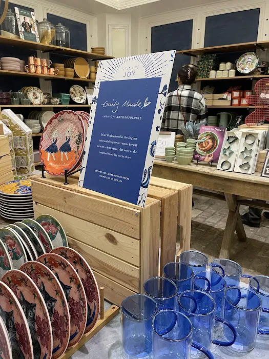 Anthropologie 7