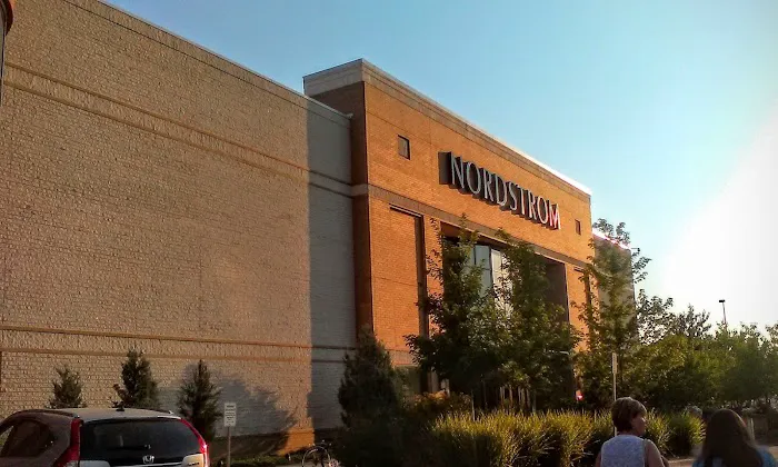 Nordstrom 0