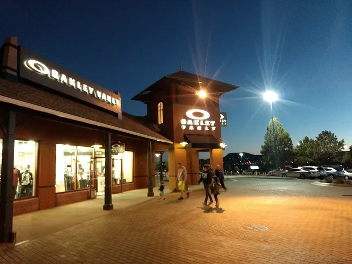 Express Factory Outlet 2