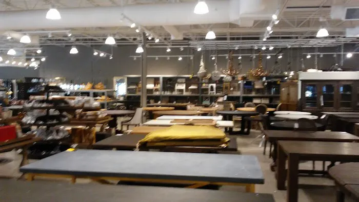 Express Factory Outlet 8