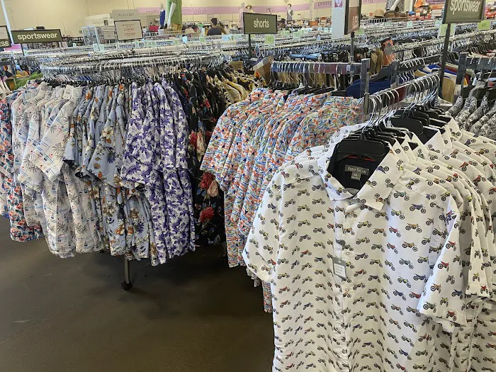 K&G Fashion Superstore 3