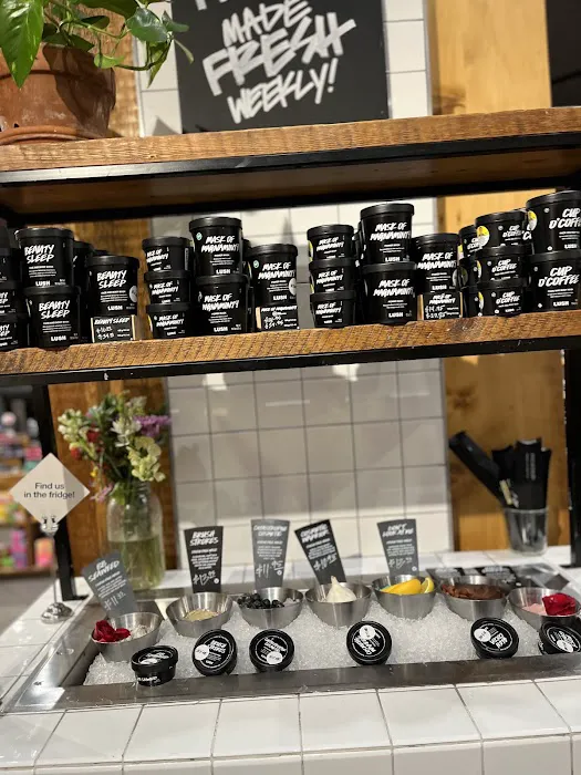 Lush Cosmetics Cherry Creek 0