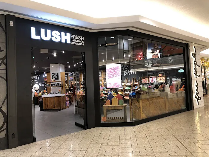 Lush Cosmetics Cherry Creek 2