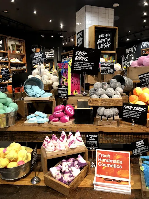 Lush Cosmetics Cherry Creek 5