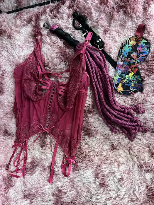 Scarlet Letter Boutique 3