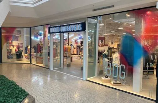 Urban Outfitters 0