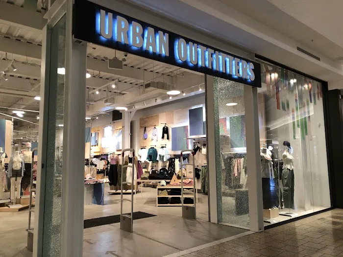 Urban Outfitters 4