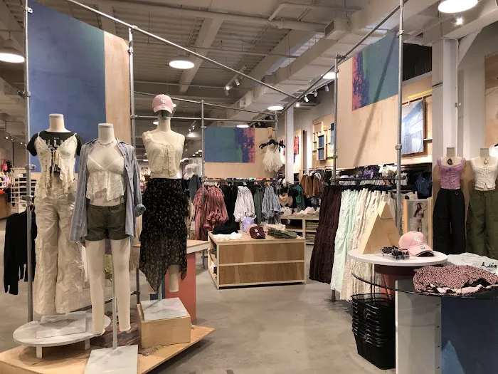 Urban Outfitters 3
