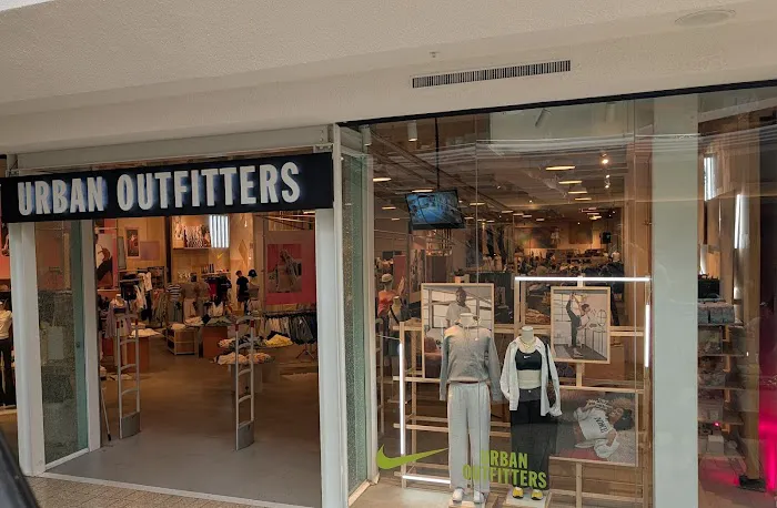 Urban Outfitters 9