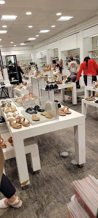 Macy's 9