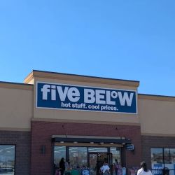 Five Below ico