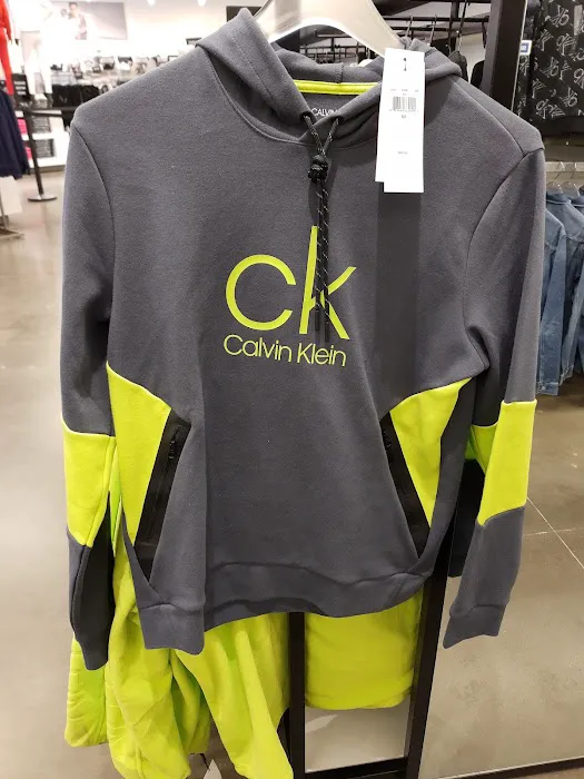 Calvin Klein 3