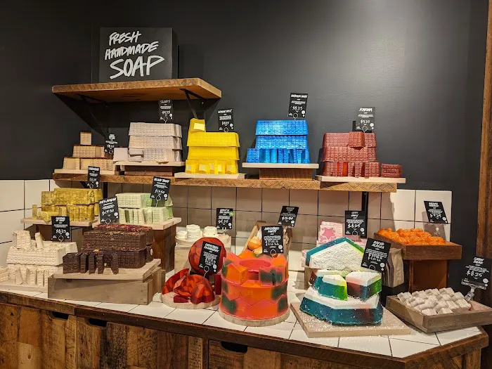 Lush Cosmetics Boulder 2
