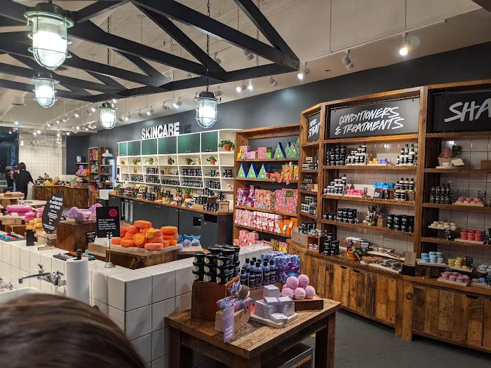 Lush Cosmetics Boulder 7