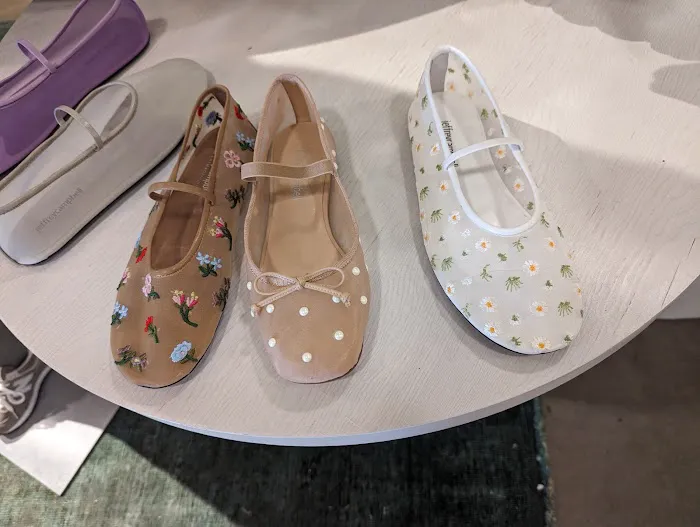 Anthropologie 9