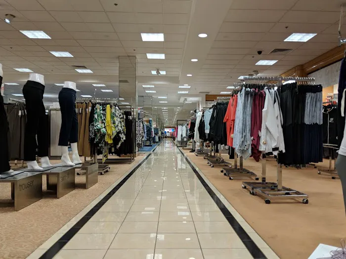 Macy's 9