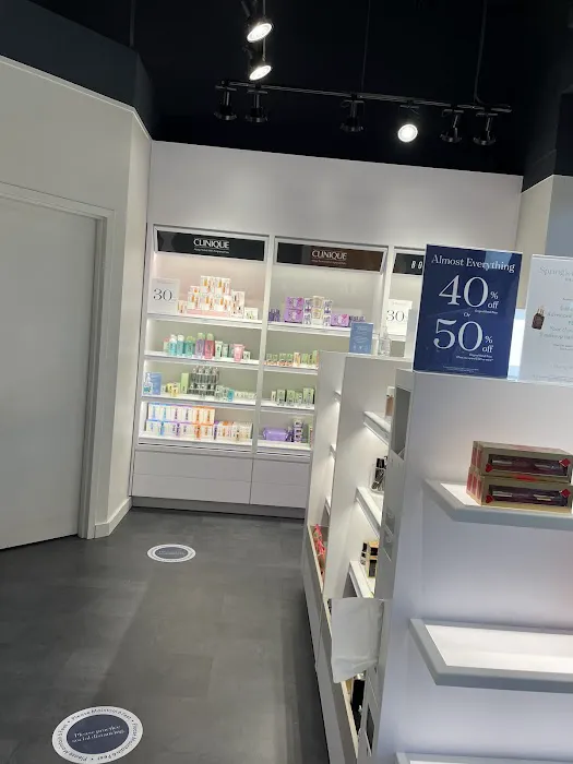 The Cosmetics Company Store 0