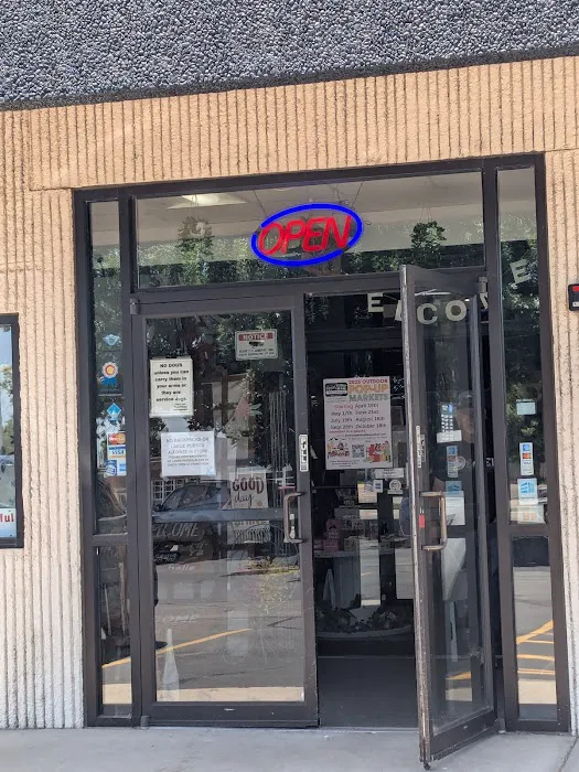Front Range Mercantile Indoor Flea Market and Antique Mall 2