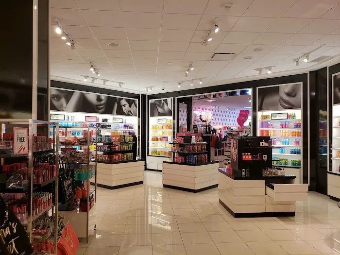 Victoria's Secret & PINK by Victoria's Secret 5