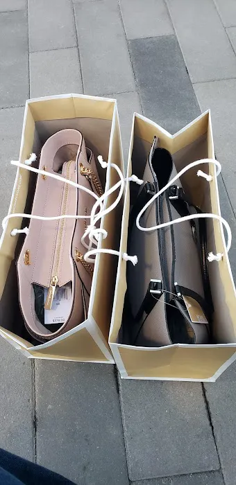 Michael Kors Outlet 5
