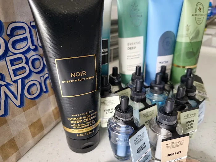 Bath & Body Works 2