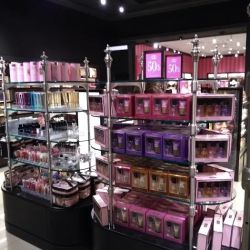 Victoria's Secret & PINK by Victoria's Secret ico