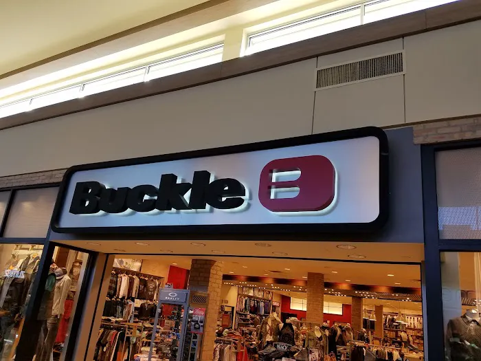 Buckle 6