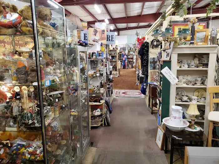 Foothills Flea Market & Antiques 0