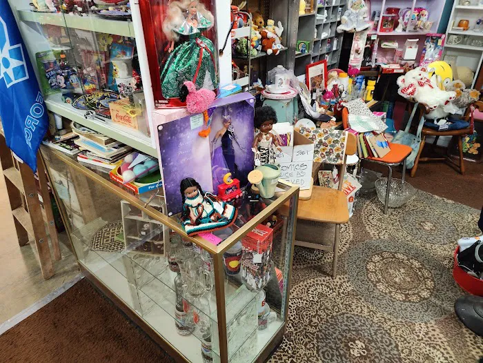 Foothills Flea Market & Antiques 3