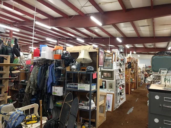 Foothills Flea Market & Antiques 4
