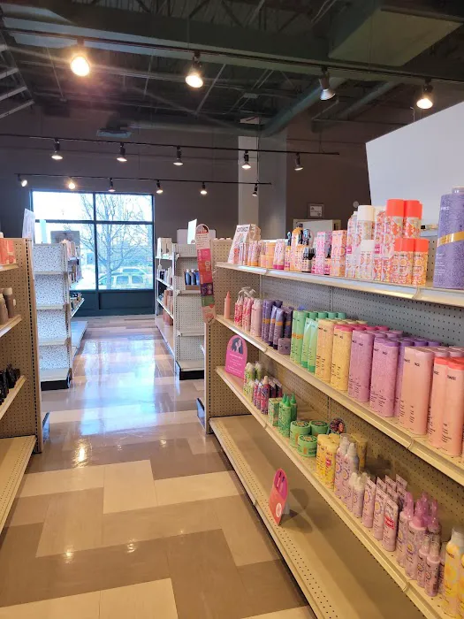 Salon Services PRO - Fort Collins 5