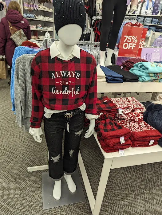 Maurices 9