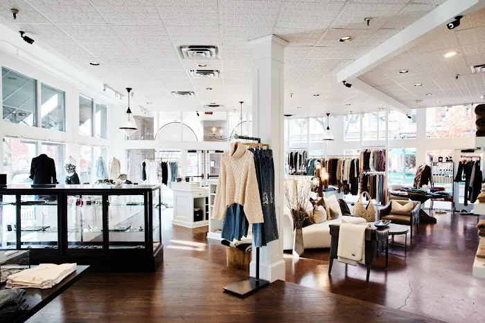 Tula Boutique 8
