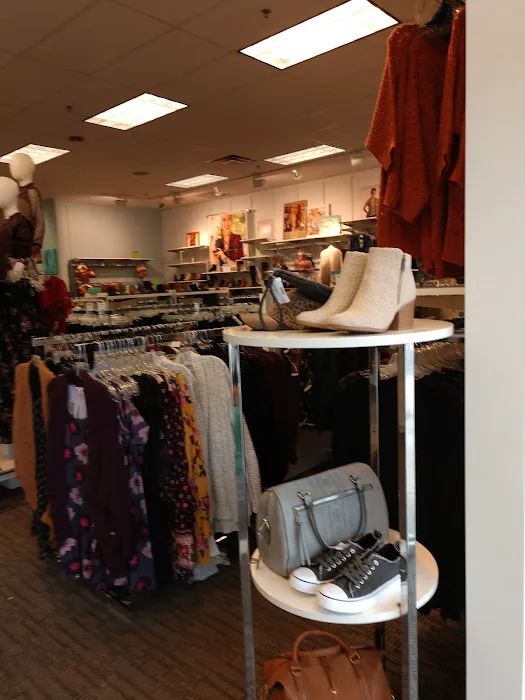 Maurices 1