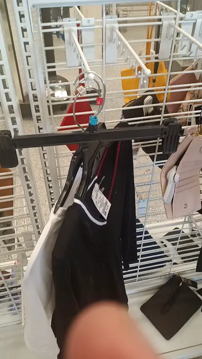 Ross Dress for Less 3
