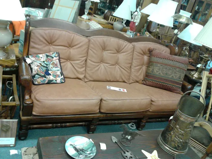 Lincoln Park Emporium 7