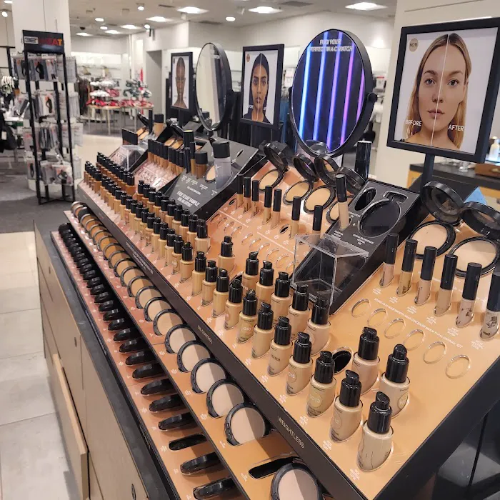 Macy's 4