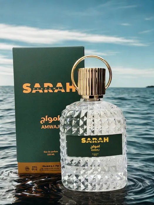 Sarah Perfume 4