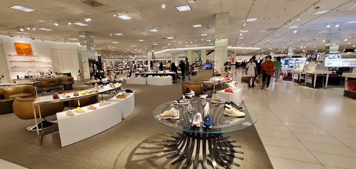 Nordstrom 0